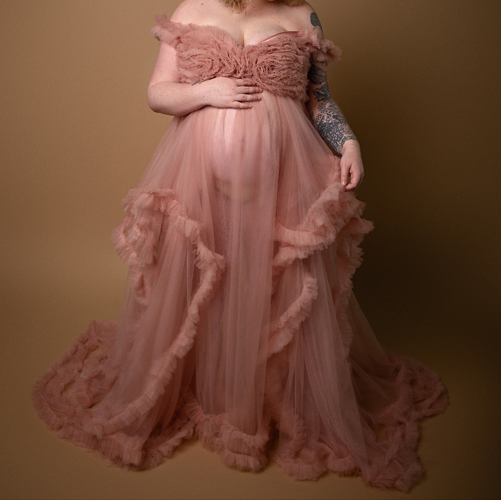 Elegant Pink Off-Shoulder Maternity Dress L/XL